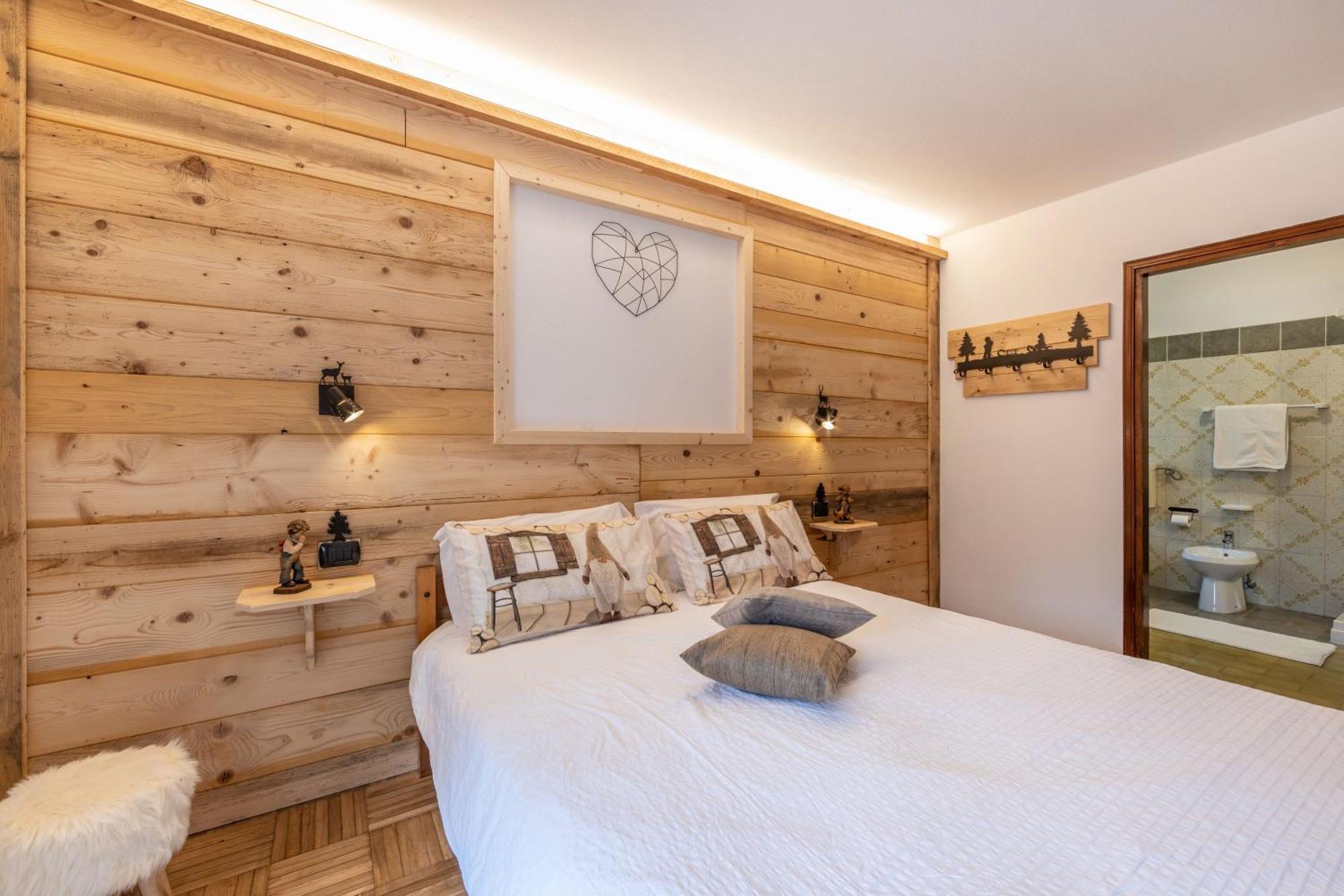 Agritur Broch Villa Fiera Di Primiero Oda fotoğraf
